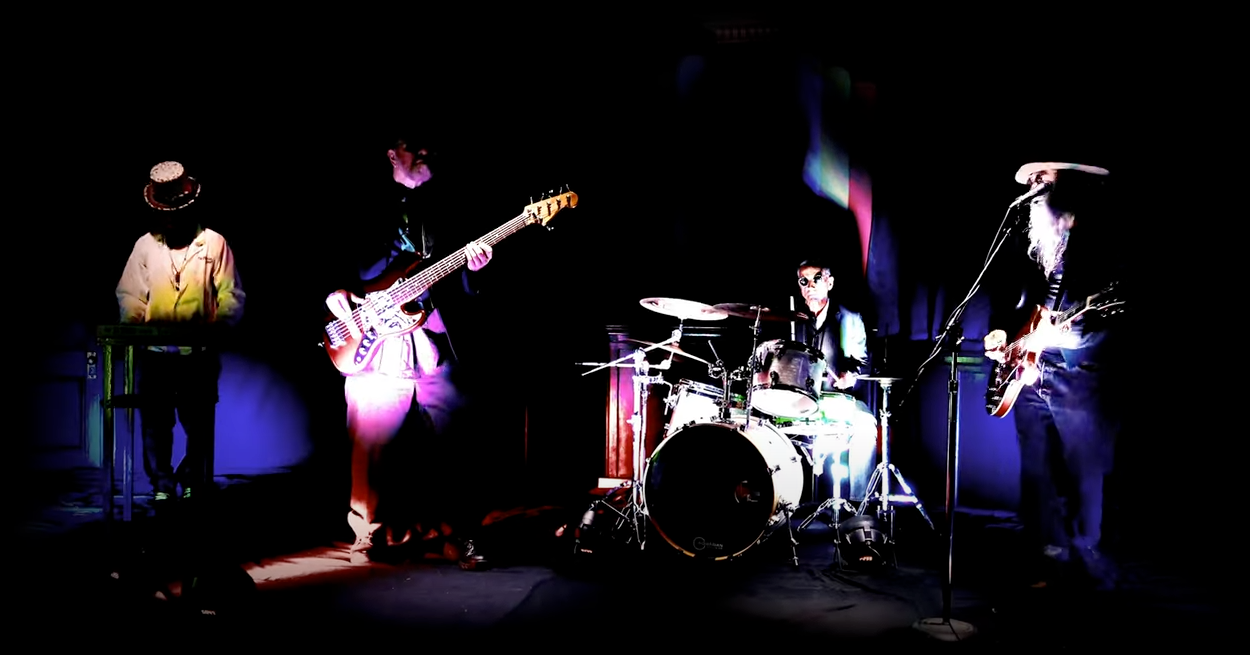 Load video: Clan Dyken – Dark Places